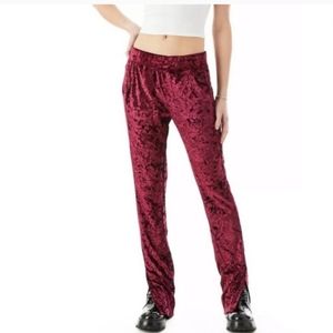 Emma & Sam Crushed Velvet Pants Berry Small NWT